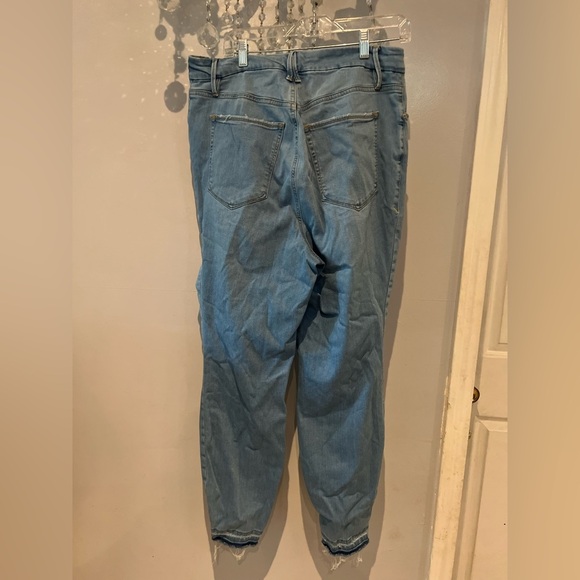 Good American Light Blue Jeans - Picture 5 of 6